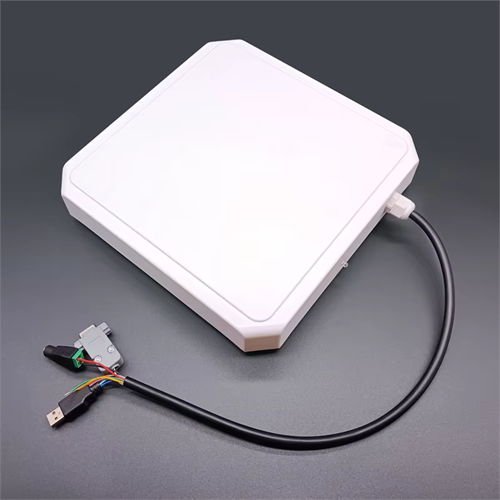 Lexues RFID UHF i papërshkueshëm nga uji, distancë 8–12 m, 9 dBi, IP65 - ACM803B-USB (AR014)